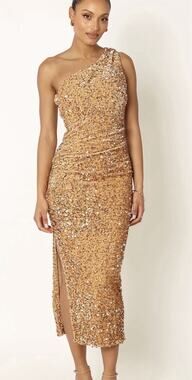 NWOT petal + Pup Gold Sequin Kiki One Shoulder Midi Dress Size Small (AA17)